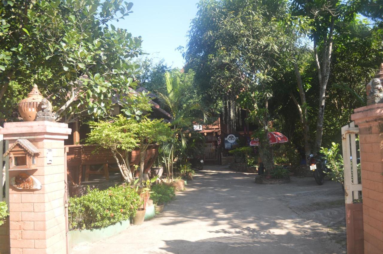 The Local Mae Hong Son公寓 外观 照片
