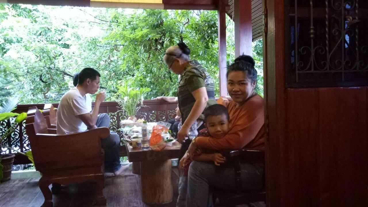 The Local Mae Hong Son公寓 外观 照片